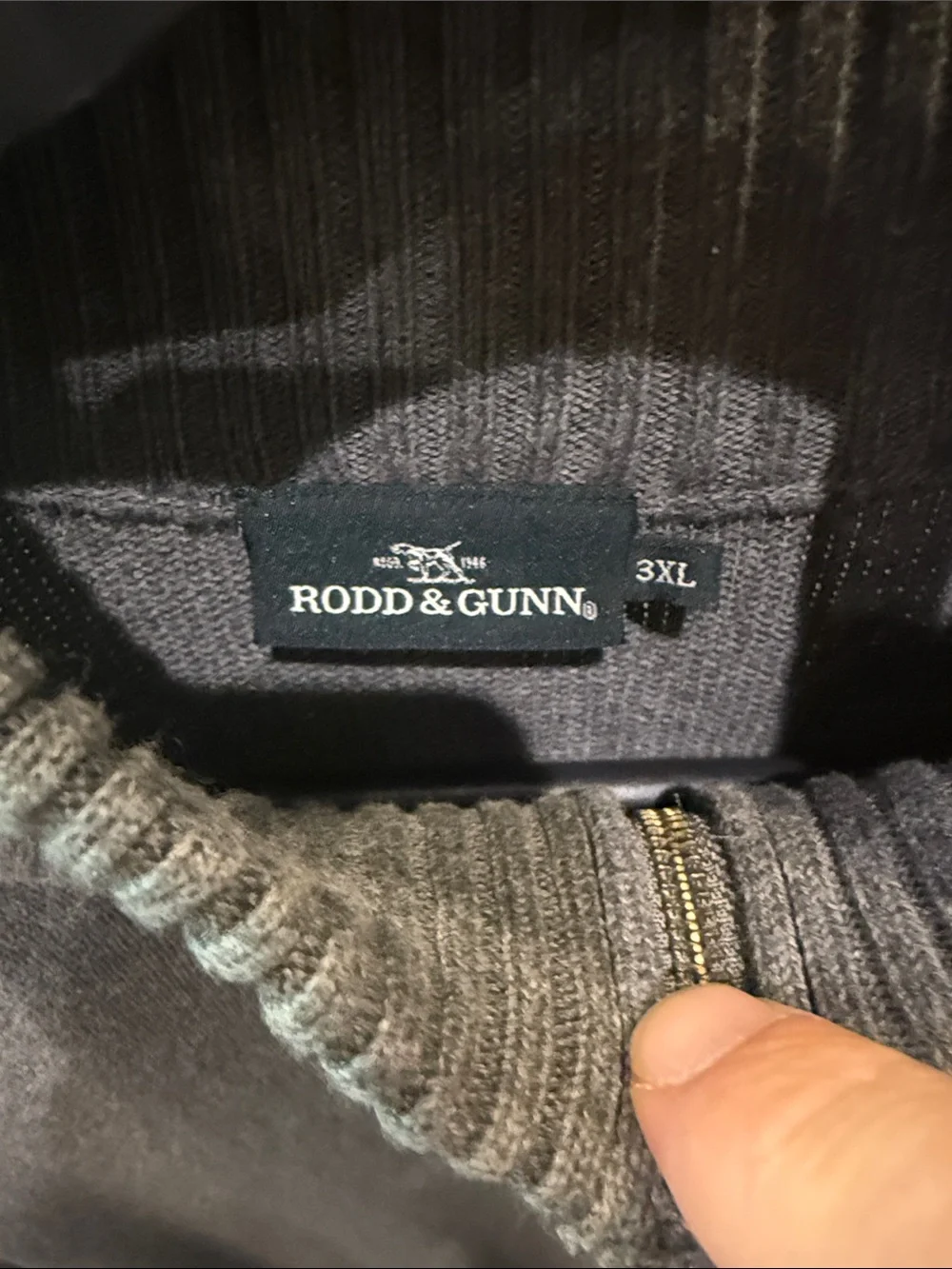 Rodd & Gunn soft knit